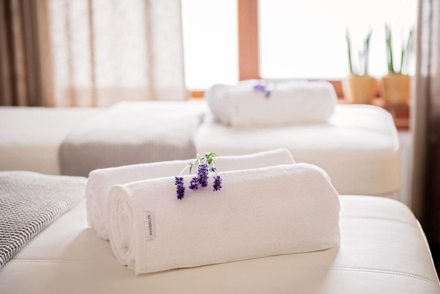 Hotel Szymbark Dış mekan fotoğraf