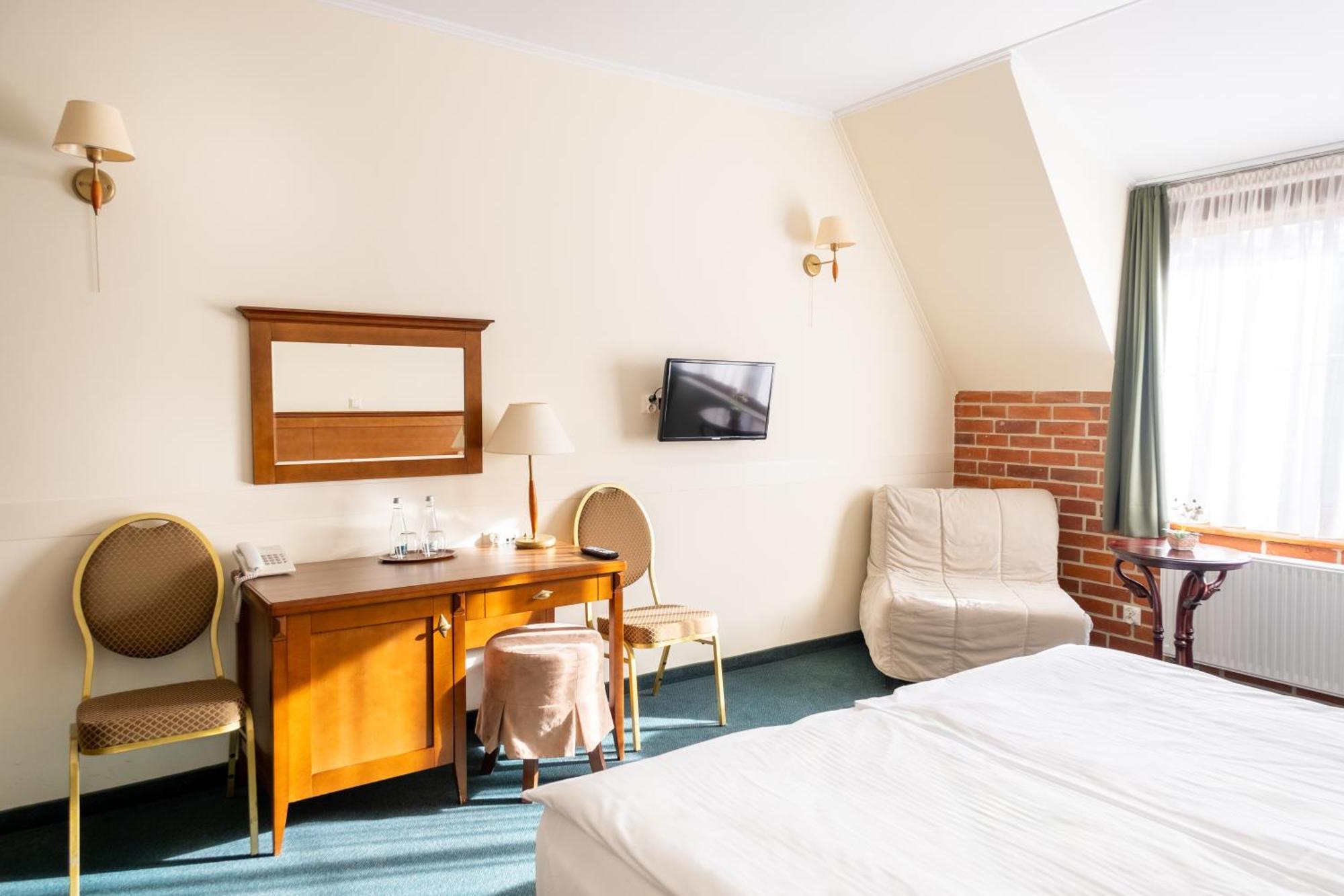 Hotel Szymbark Dış mekan fotoğraf