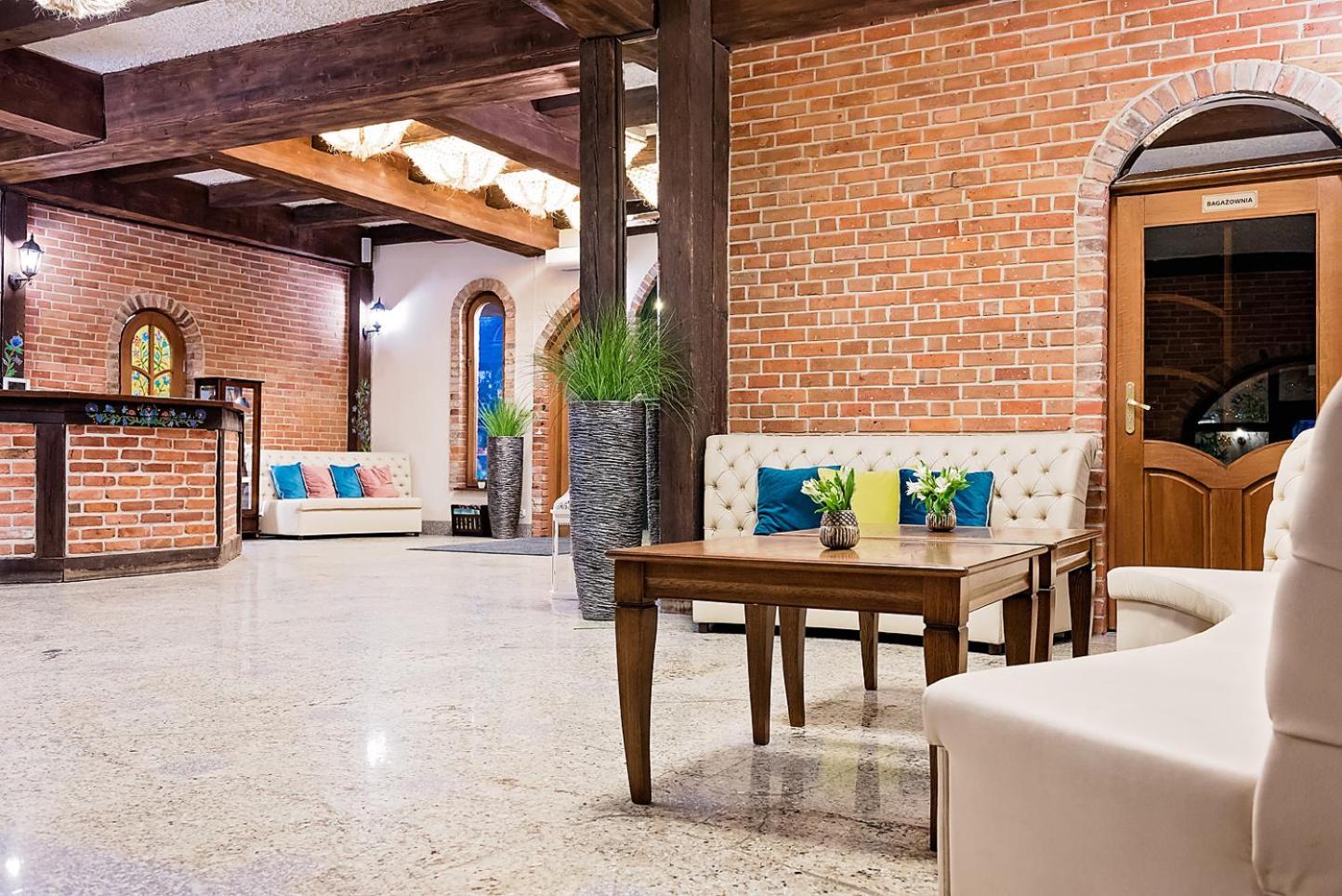 Hotel Szymbark Dış mekan fotoğraf